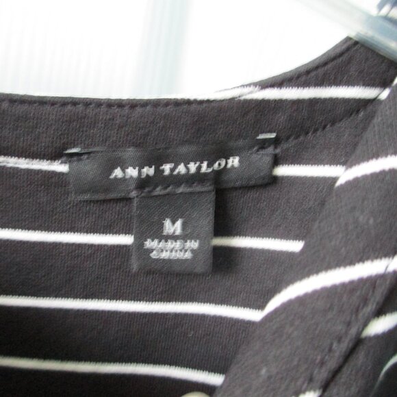 Ann Taylor shift dress - Picture 3 of 5